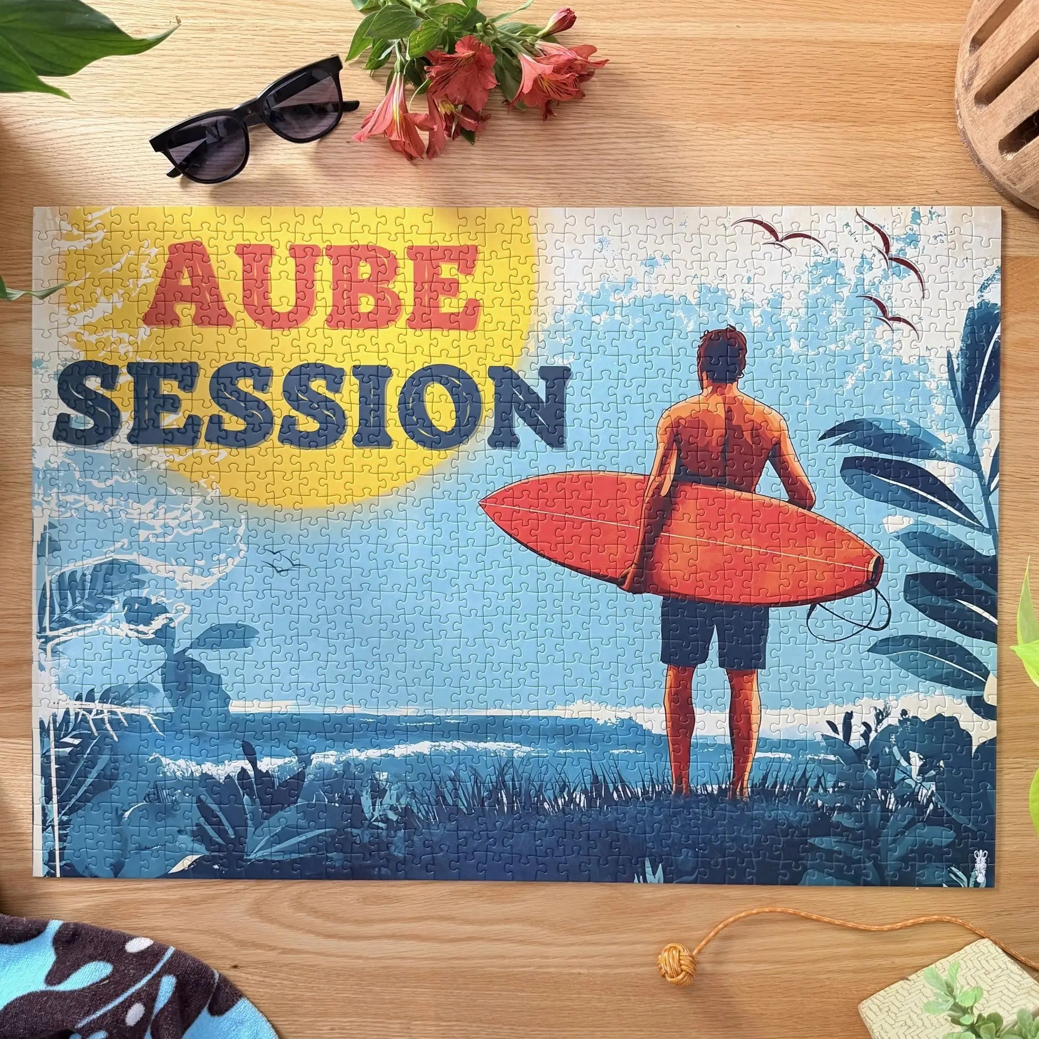 Puzzle fini adulte 1000 pièces ZEBRESQUE « Aube Session » avec illustration d’un surfeur face à l’océan au lever du jour dans une ambiance slow life inspirée des sessions de surf matinales